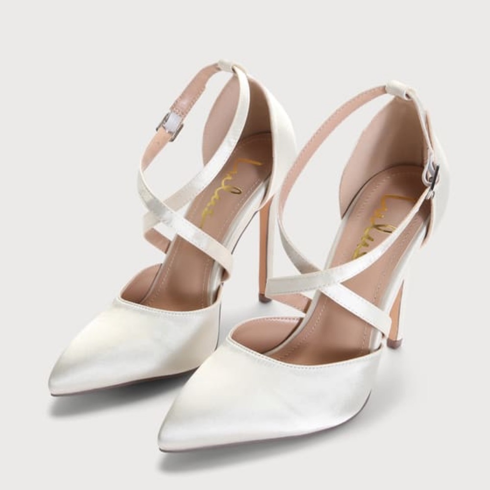 Lulu’s NEW Freyana White Satin Pointed-Toe Pumps size 11